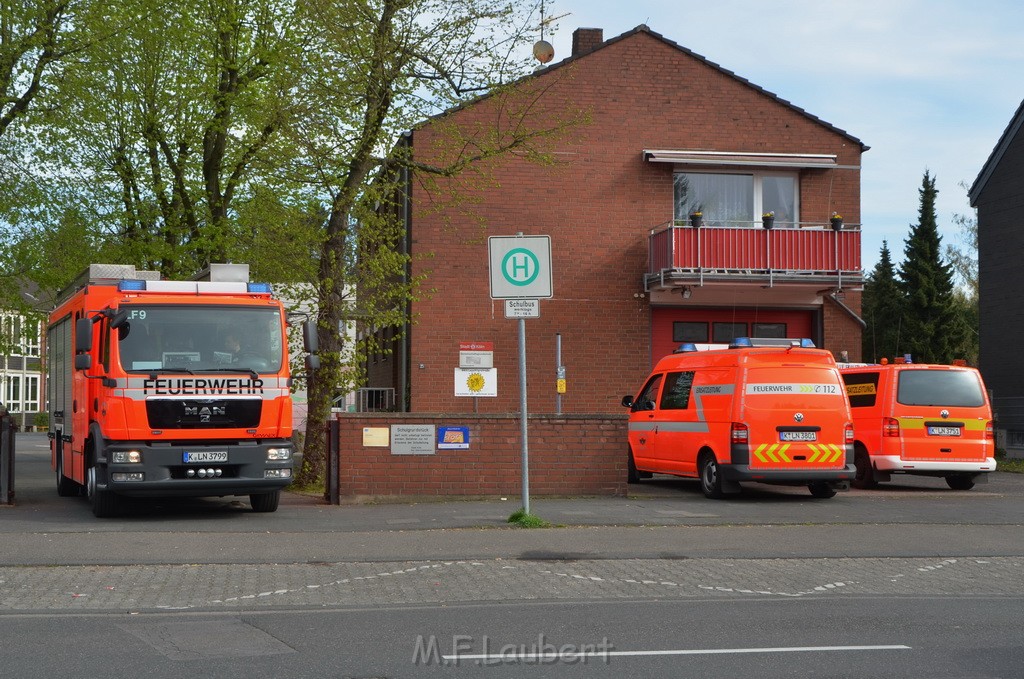 Feuer Grundschule Koeln Duennwald Leuchterstr P096.JPG - Miklos Laubert